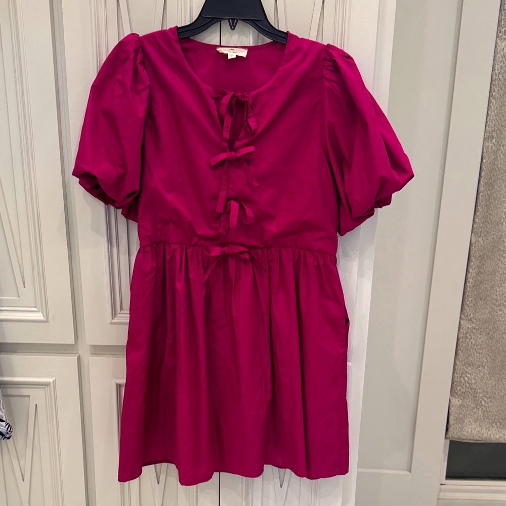 Entro Fuchsia Puff Sleeve Dress
